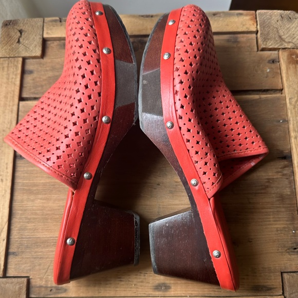 EUC Rockport Adiprene Adidas Coral Leather Clogs Slides Heels - Picture 6 of 8